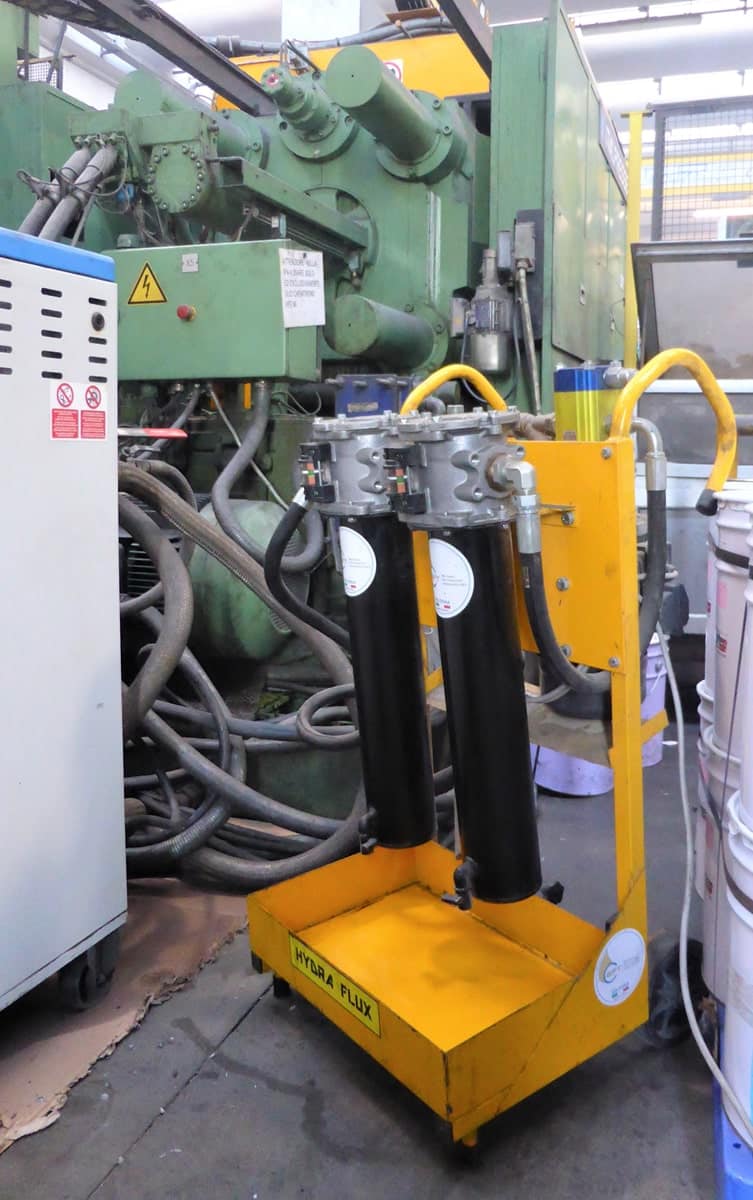 Carrello per filtrazione olio idraulico a doppio filtro.