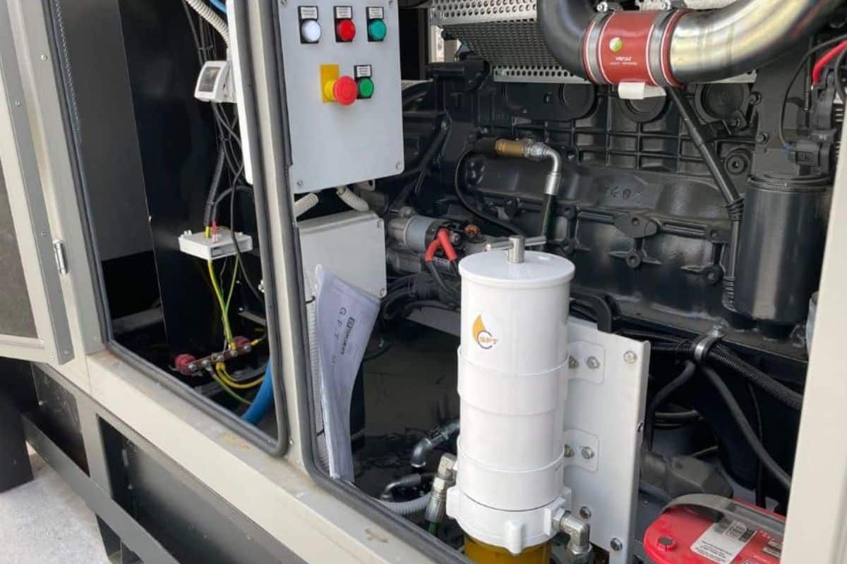 Manutenzione gruppi elettrogeni con sistemi di filtrazione gasolio